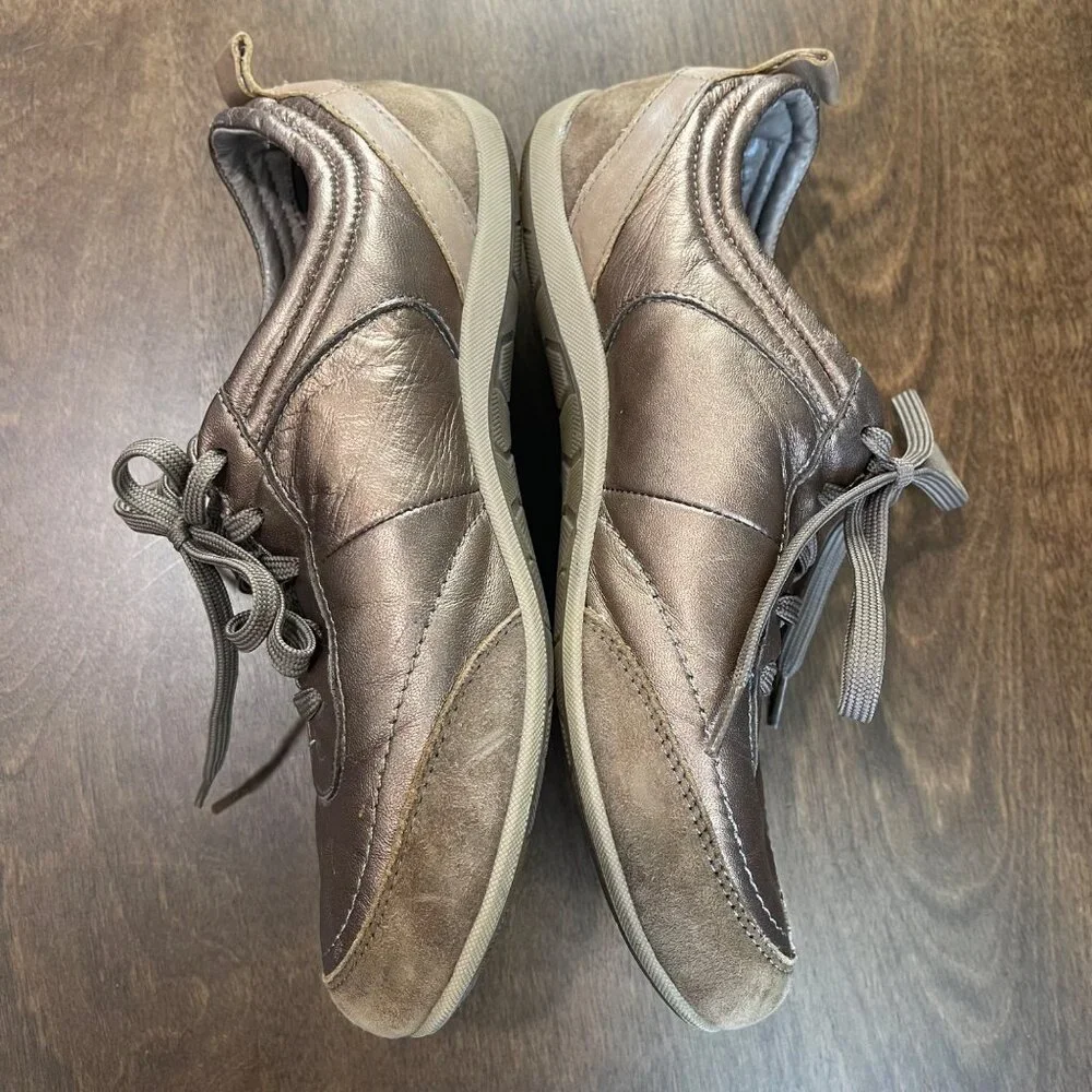 Vionic Willa Leather Sneakers Womens Size 6 Bronze Metallic Lace Up Comfort Shoe